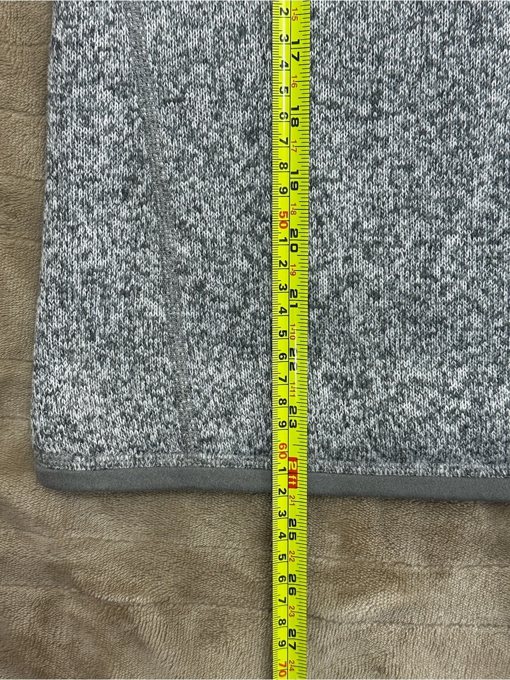 Patagonia Men’s Gray Marled Half-Zip Fleece Pullover - Picture 6 of 6